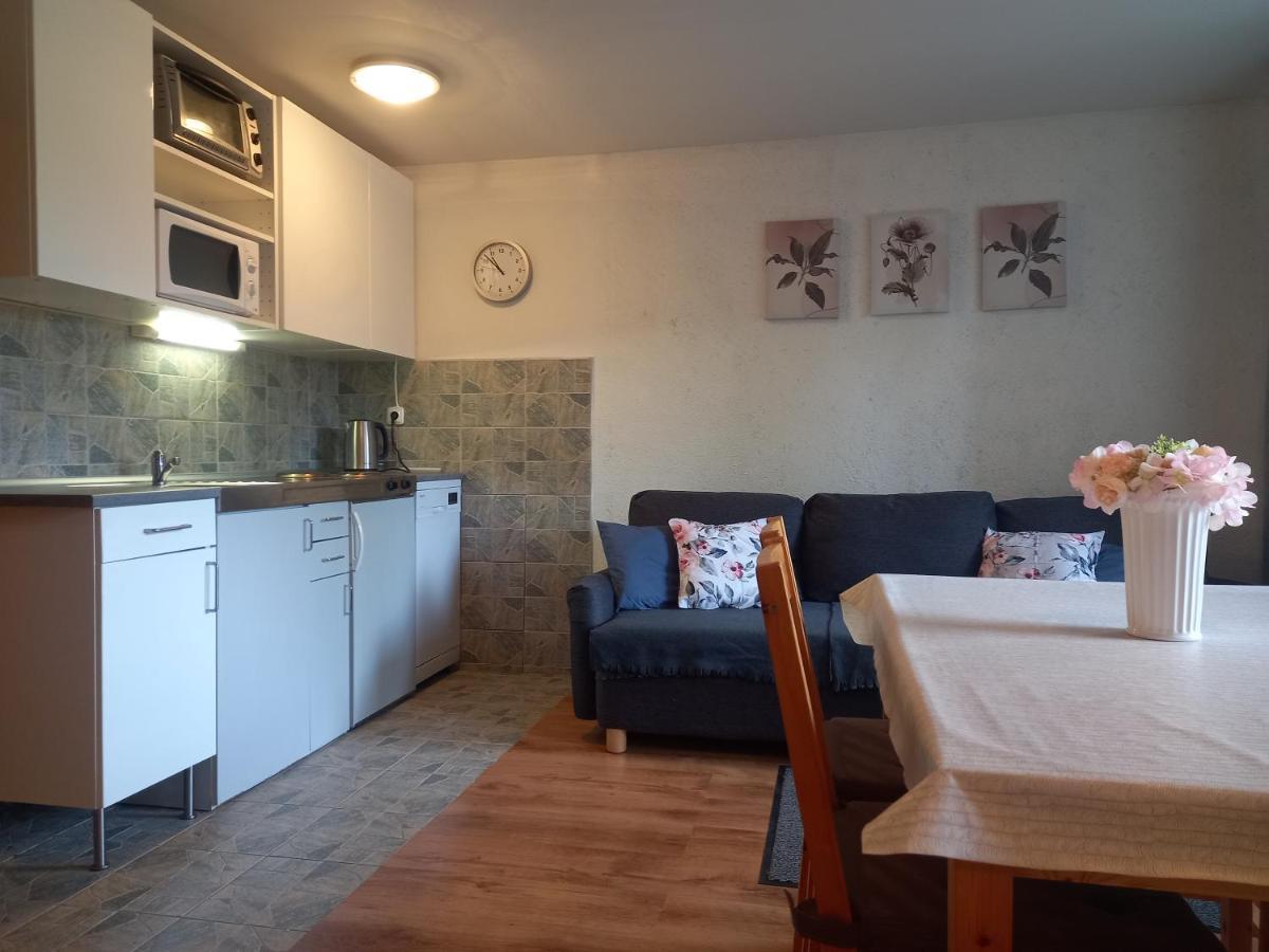 Chalupa Nela apartmány Háj u Loučné pod Klínovcem Loučná pod Klínovcem Exterior foto